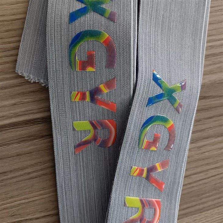 Polüesterrihm